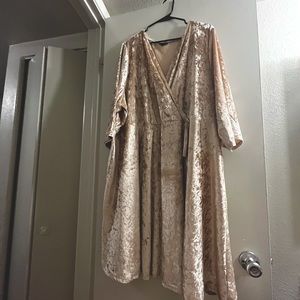Only used once rose gold dress size 6x
